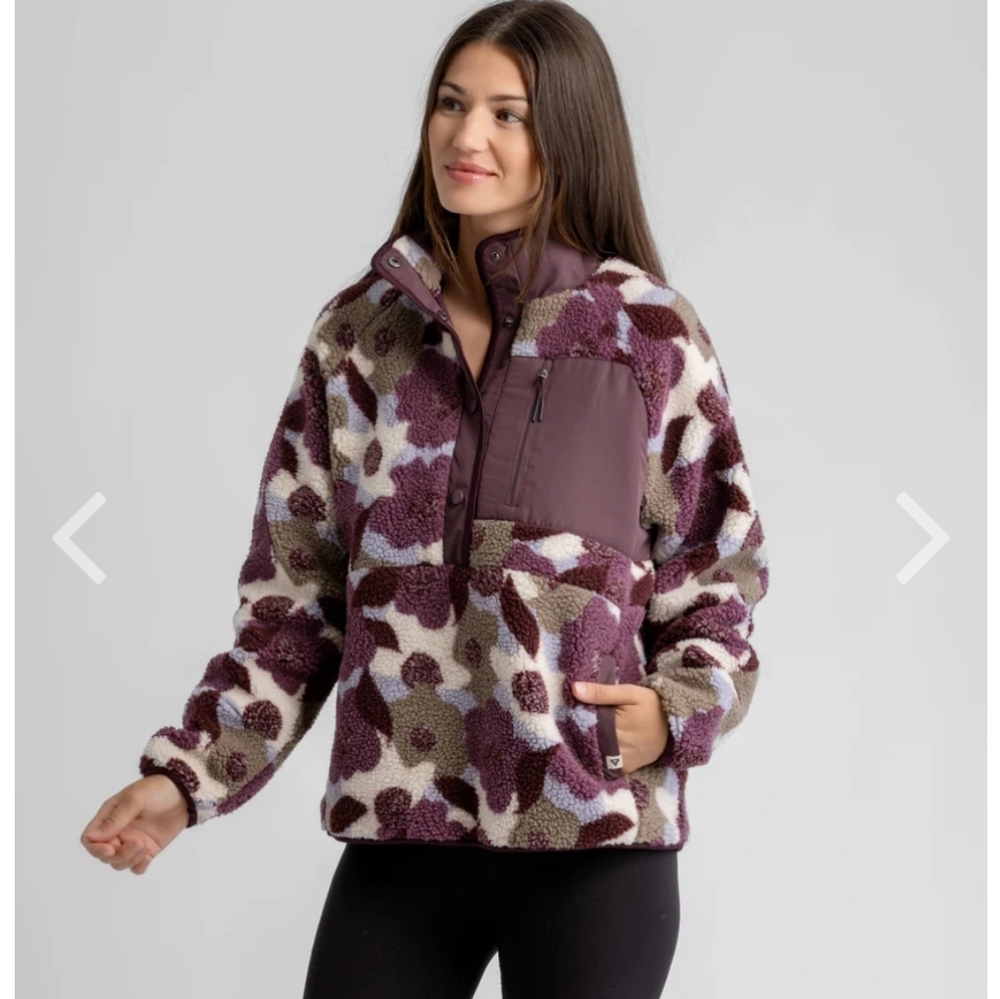 LIV OutdoorTara Quarter Snap Berber Pullover (L)